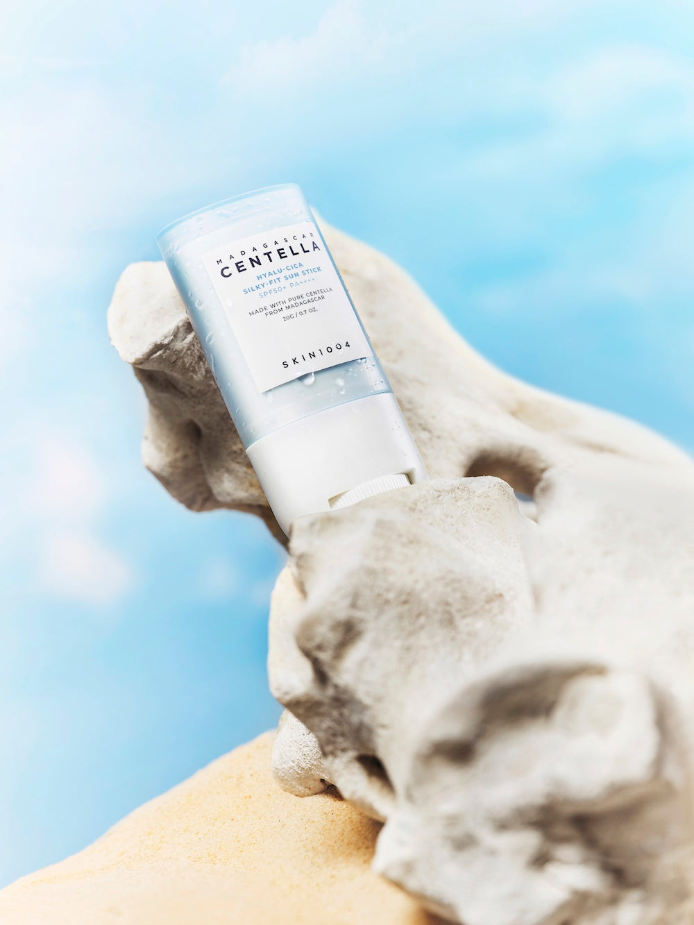 [Skin1004] Madagascar Centella Hyalu-Cica Silky Fit Sun Stick - 2 Size