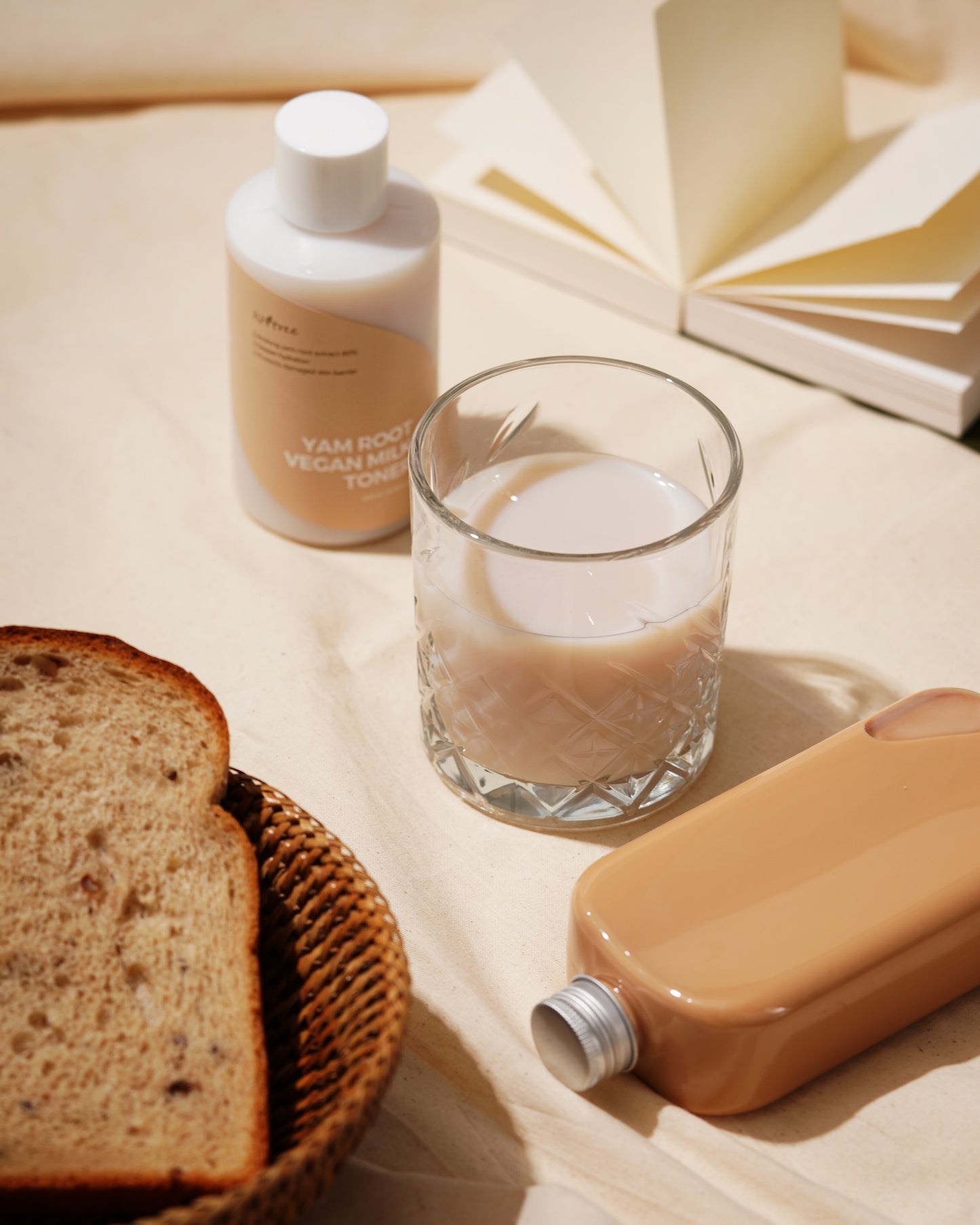 [Isntree] Yam Root Vegan Milk Toner 200ml